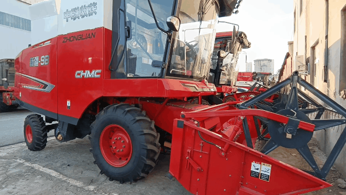 WARMLY CELEBRATE OUR NEW PRODUCT 4LZ-9 GRAIN COMBINE