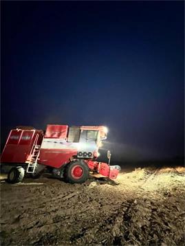 Zhonglian Harvest is a Reliable "Iron Partner" in the Field of Thousands of Agricultural Mechanic.(图4) 640_看图王111.jpg