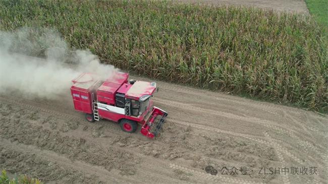 "Harvest Partner" on Woye: An Old Agricultural Mechanic and the Cross-regional Road to Wealth Harvest by Zhonglian(图6) 640_看图王555.jpg